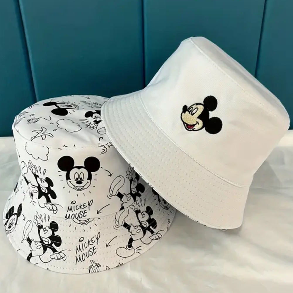 New Disney reversible bucket hat- white w/ black print